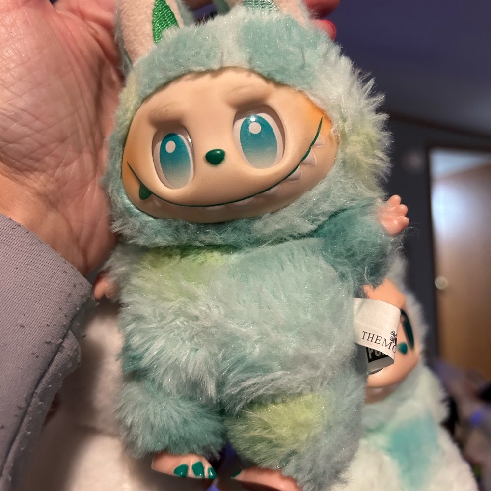 3 Labubu toys
